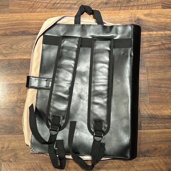 Holy bible backpack - Picture 2 of 3